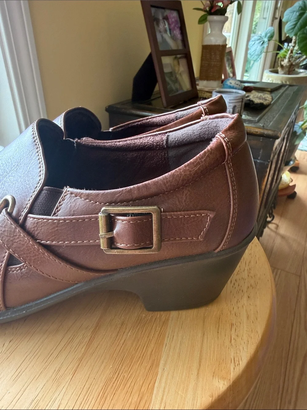 MarBella Brown Mary Jane Comfort Shoes Buckle Low Heel Size 9
